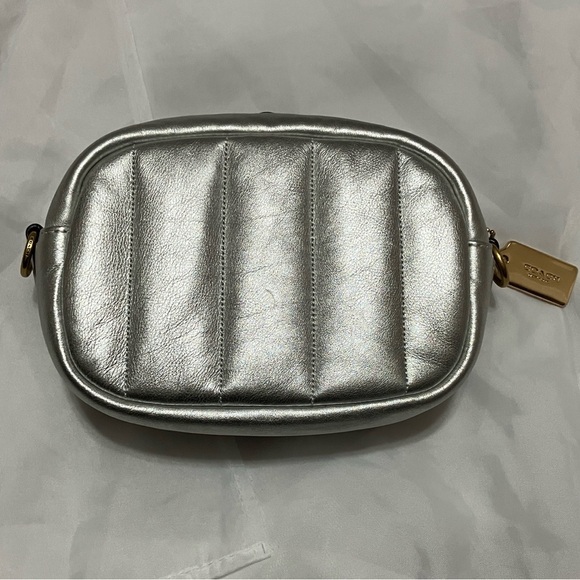 Coach Quilted Camera Bag - Picture 11 of 12